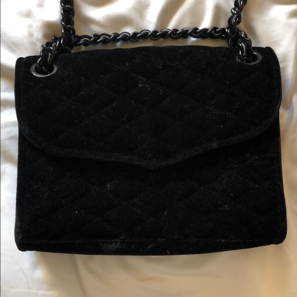 Rebecca Minkoff Black Crossbody— quilted velvet